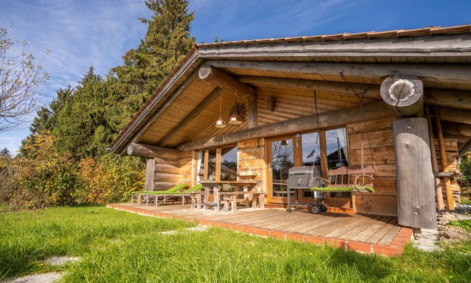 Sankt Englmar Cabin | Blockhaus 12 - Freistehendes Blockhaus mit Sauna in Sankt Englmar