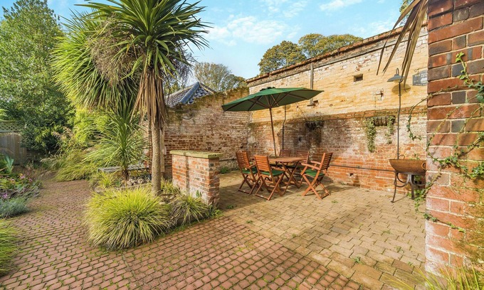 Irstead Cottage | Blofield Cottage - UK48095