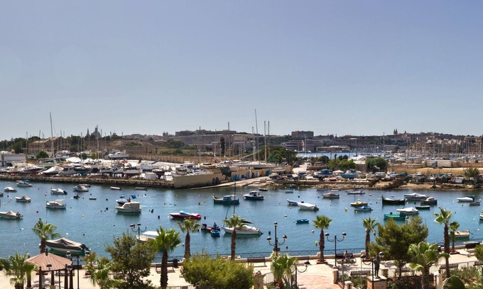 Gzira Apartment | Blubay Apartments by ST Hotels