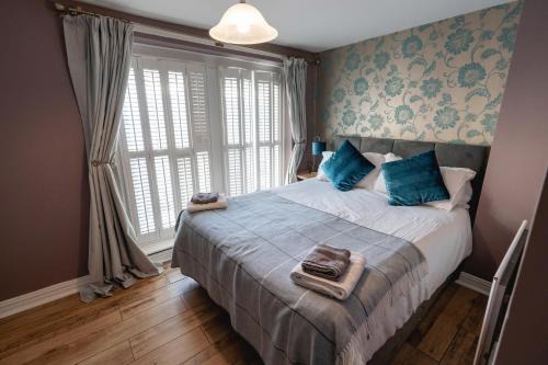 Maryport House | Blue Anchor House