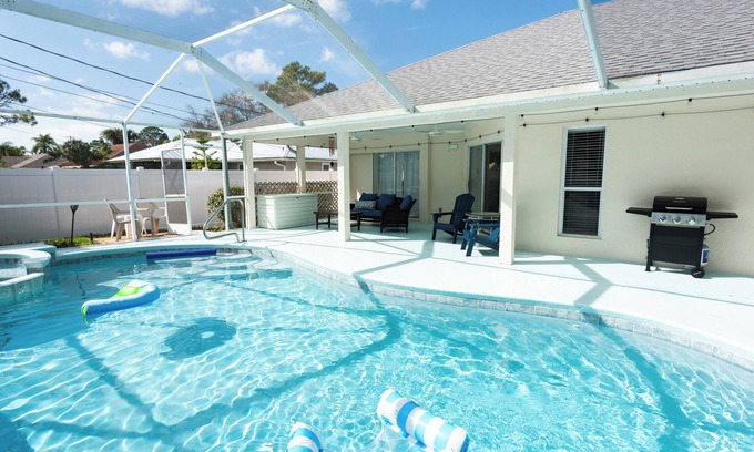 Florida Ridge House | Blue Breeze Retreat: 4B House with Pool, BQ & Game Room in Vero Beach