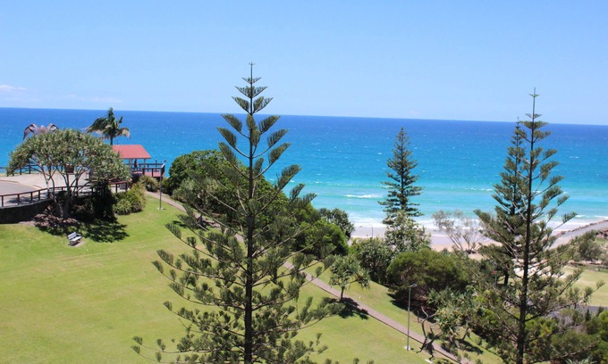 Coolangatta Apartment | Blue C Coolangatta