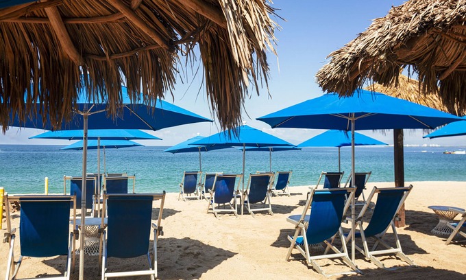 Amapas Hotel | Blue Chairs Beachfront Resort Puerto Vallarta Mexico - Adults Only