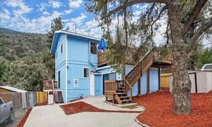 Frazier Park Cabin | Blue Charmer Themed Cabin with Indoor Fireplace