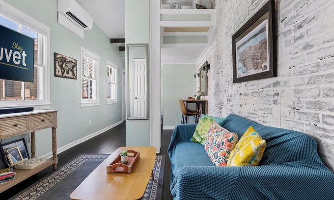 Downtown Charleston Cottage | Blue Cottage | Next To The Cedar Room