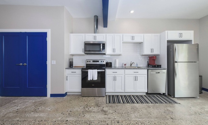 South Haven Condo | Blue Heaven #2 condo close to beach and town