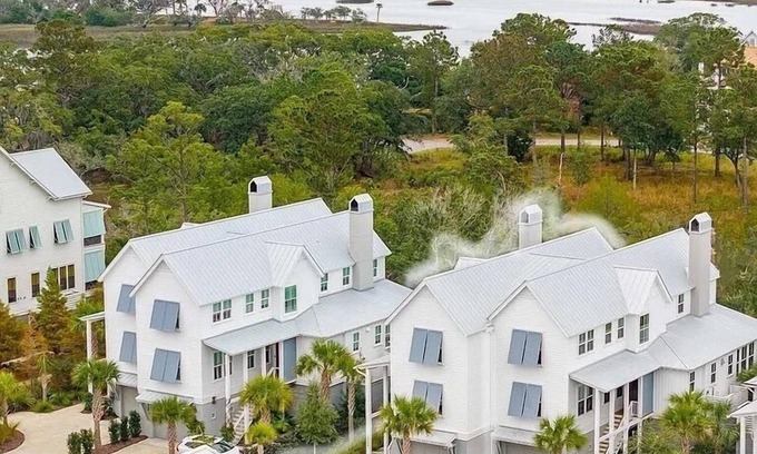 Johns Island House | “Blue Heron” 2584 Helmsman Road, Kiawah River 3 bedroom, 3.5 bath Villa