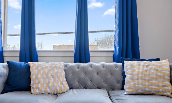 Northeast Minneapolis Arts District Apartment | Blue Horizon Hideout 2 Bedroom Home W/ Balcony