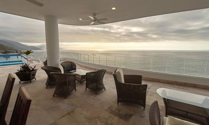 South Shore Hotel Area Apartment | Blue Horizon Residences
