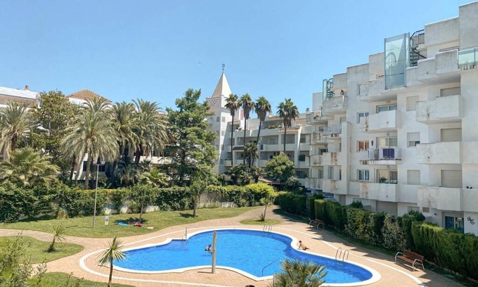 Santa Margarida Apartment | Blue Marina - Terraza, piscina y Wifi gratis