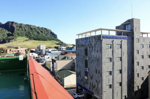 Seongsan Hotel | Blue Mountain Hotel