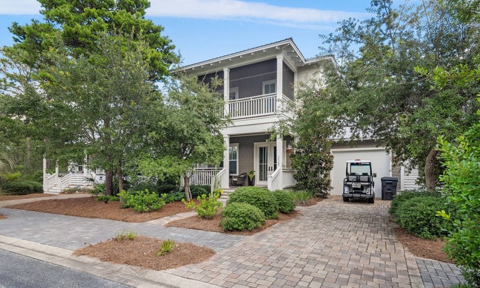 Lakeside at Blue Mountain Beach House | Blue Mountain Beach | Outdoor Oasis + Bikes + Golf Cart Option - 'Driftwood Dreams'