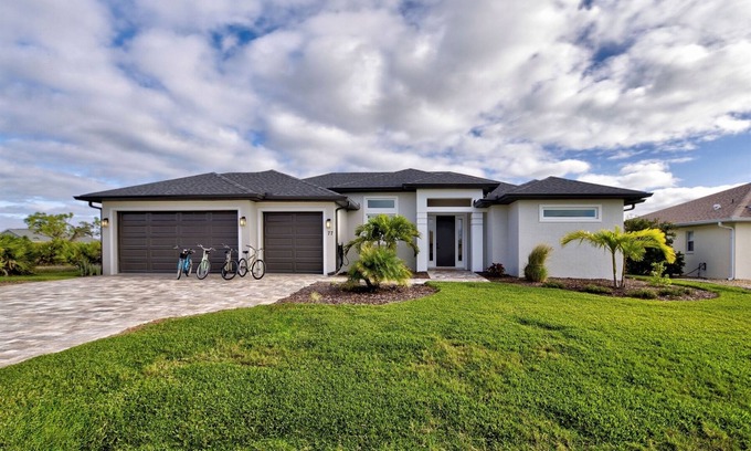 Pine Valley House | Blue Pearl| Pool | Hot Tub | 3 Bed, 2 Bath