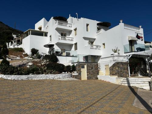 Piskopiano Apartment | Blue Pulse JR- Villas - Korifi Suites Chersonisos