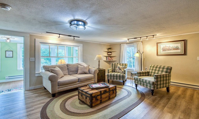 Sylva Cabin | Blue Ridge Parkway, Cherokee, Waynesville