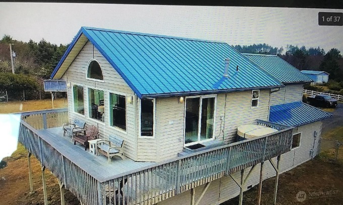 Ocean City House | Blue Sea Beach Home Hot Tub Wifi Short walk to Ocean City Beachn