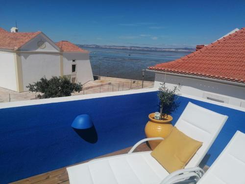 Alcochete Apartment | Blue Terrace