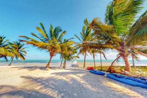 San Pedro Apartment | Blue Water Beach Villas