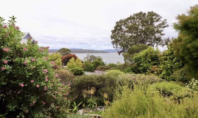 Mallacoota House | Blue waters Cottages