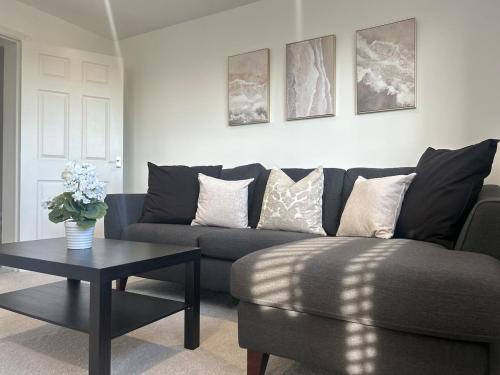 Carterton Apartment | Bluebell Retreat near Cotswolds