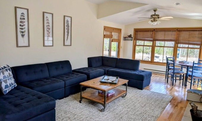 Ellison Bay House | Bluebird Cottage in Ellison Bay