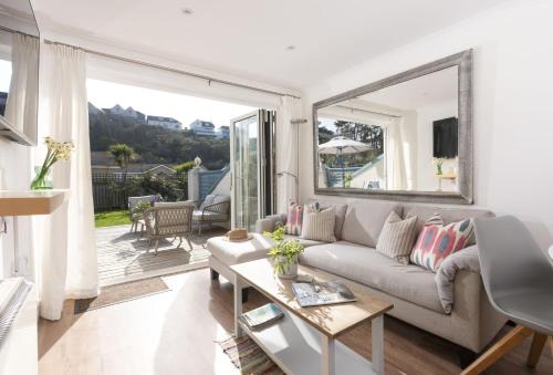Polzeath House | Bluebirds