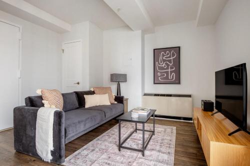 Upper East Side Apartment | Blueground UES gym elevator wd nr park NYC-1418