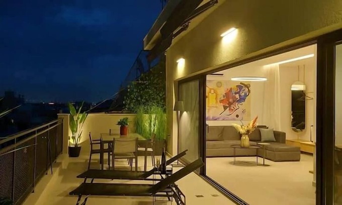 Piraeus Apartment | BlueMotion - MediBlueSuite