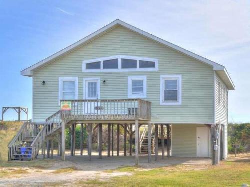 Oak Island House | Bluewater Point