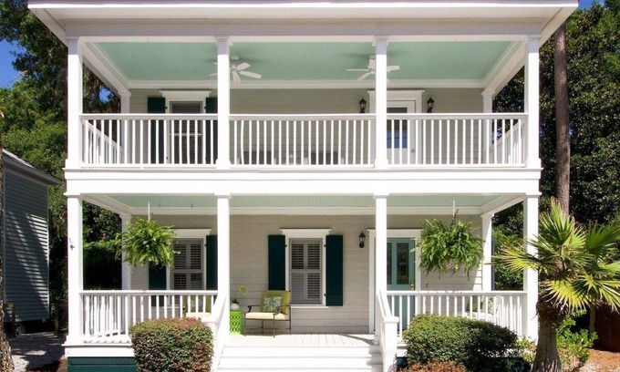 Olde Town House | Bluffton Breeze-3BR Heart of Old Town Village Home