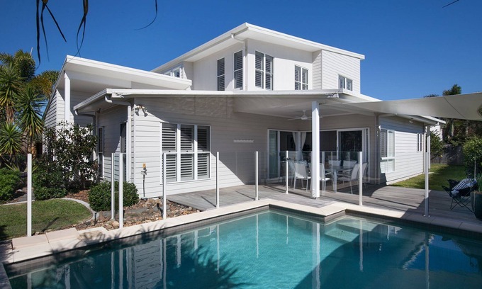 Mount Coolum House | Boardrider Beach House