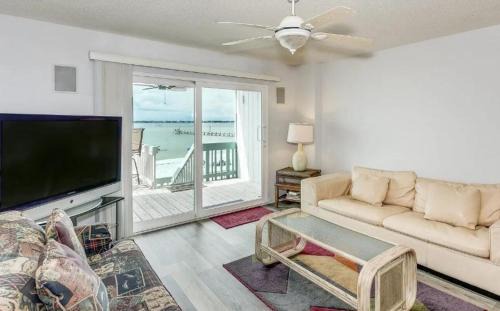 Pensacola Beach House | Boardwalk Unit E4