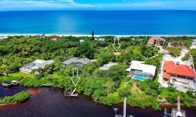 Englewood House | Boaters Paradise W Dock Access - .4 Mile to Beach
