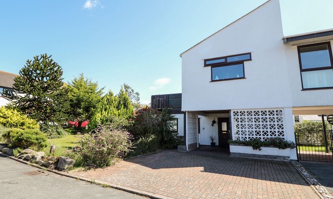 Deganwy Cottage | BOATHOUSE, pet friendly, country holiday cottage in Deganwy