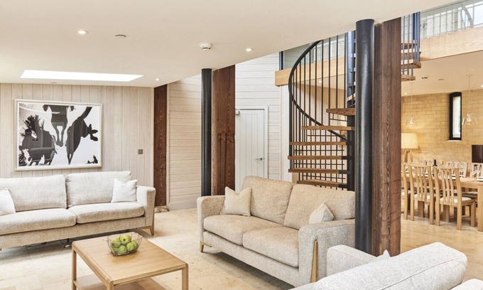 Walwick Apartment | Boden Tower - Four Bedroom Apartment, Sleeps 8