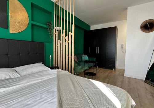 Sector 4 Apartment | Bogdan Mansion