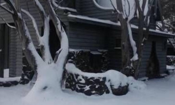 Dinner Plain Ski Chalet | 'Bogong' a romantic chalet for couples