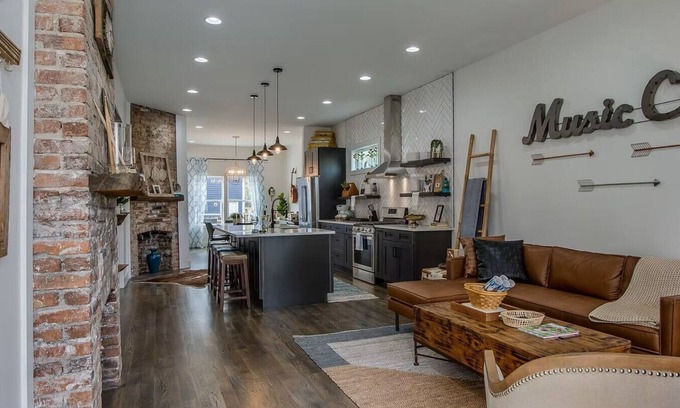 Cleveland Park House | Bohemian Farmhouse of your dreams awaits in this 4 bed, 3.5 bath!