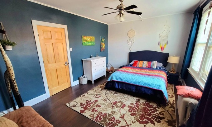 Lyons Apartment | Bohemian Style Space for 2