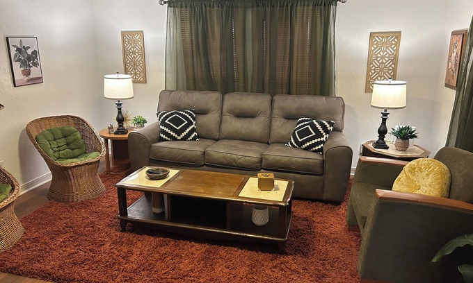Fort Smith House | Boho Bungalow 2-bedroom house Professionally Cleaned in delightful Fort Smith