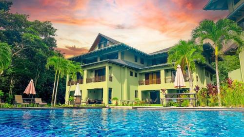 Dominicalito Apartment | Boho-chic Duplex Penthouse, sea and jungle views, AC