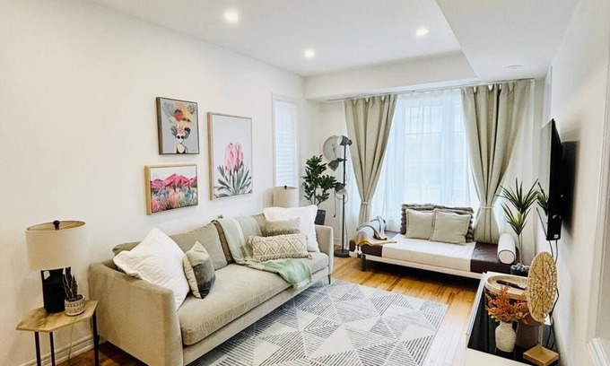 Markham House | Boho Chic Markham Family Stay, Special Summer Price!