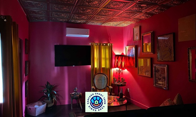 Sanford Apartment | Boho Nights