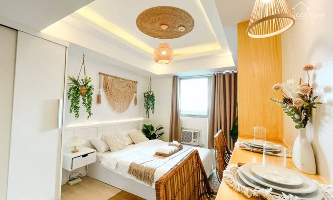 San Fernando Condo | Boho-Themed Studio with Pool View Balcony, Netflix, Karaoke & Boardgames