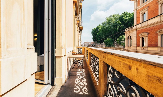 Historic Center Apartment | BOLOGNA SUITES - PRIVATE BATHROOM