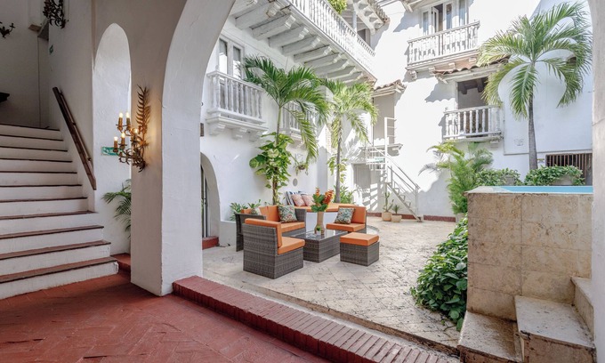 Cartagena Walled City Hotel | Bolola Hotel Boutique