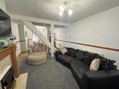 Stainburn Apartment | Bolton Terrace - 2 Bedrooms - Sleeps 4