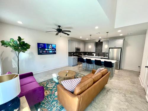 Lafayette Ski Chalet | Bon Temps House/2 KING Beds/Nespresso/Fast Wi-fi