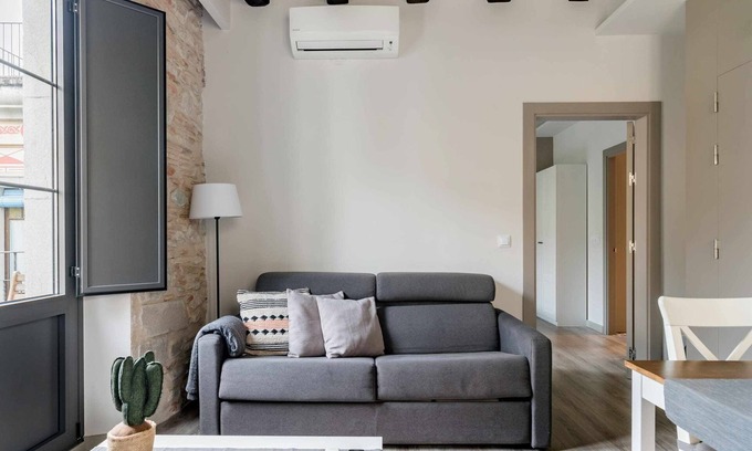 Old Town Apartment | Bonaventura 4 Restored Apartment in Heart of City