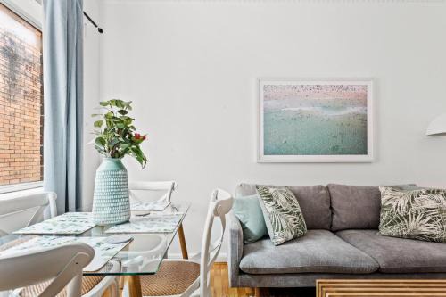 Bondi Apartment | Bondi 2-Bed Apartment with Awesome Sunrise Views